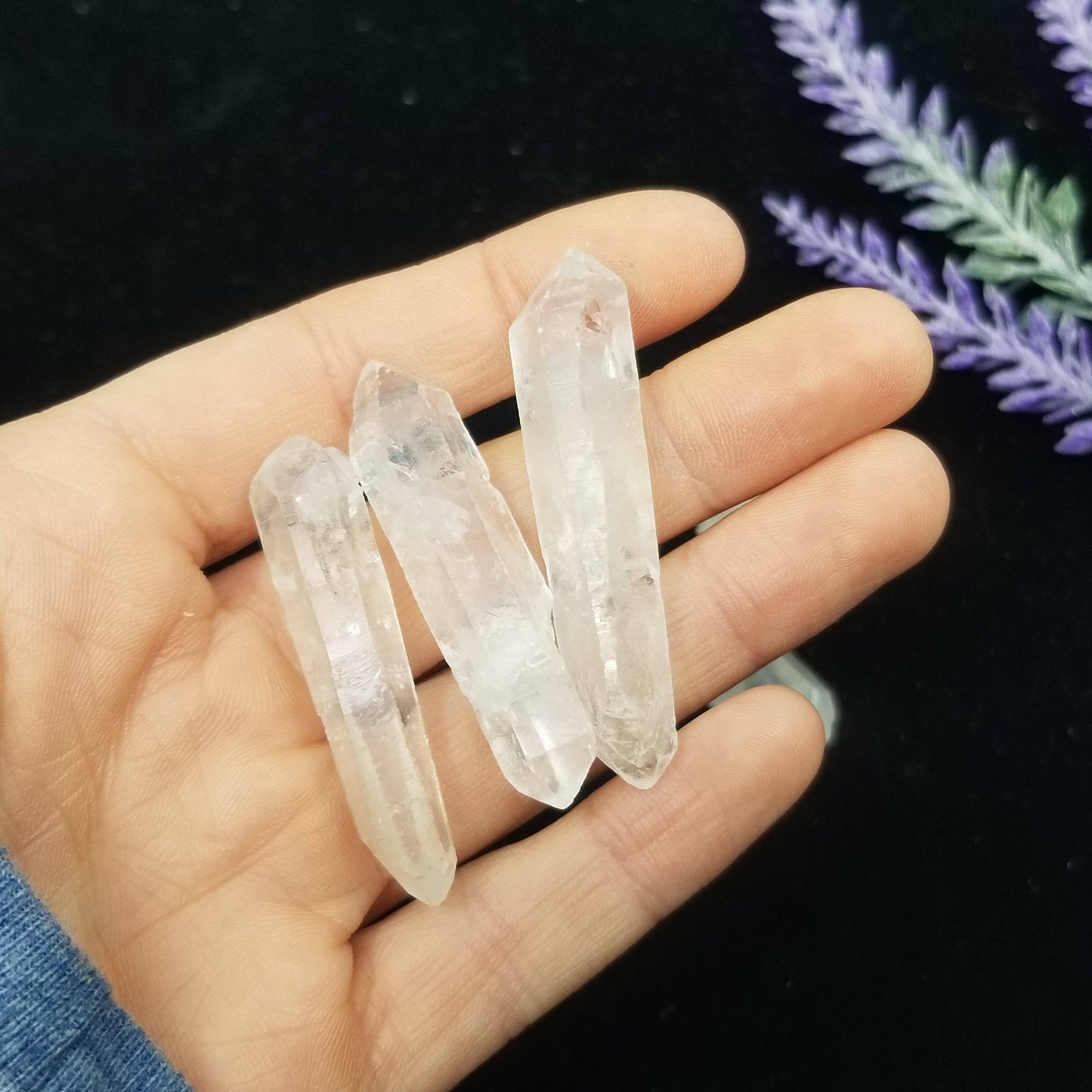 Double Terminated Quartz Point (1-1.5")