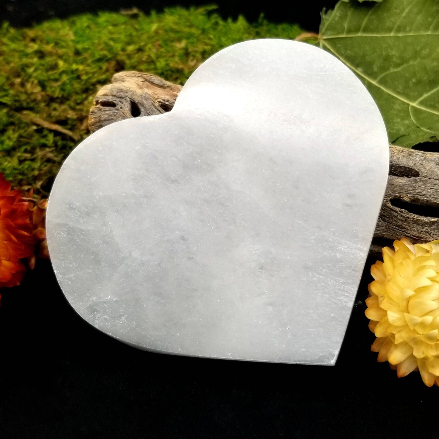 Selenite Charging Plate - Heart