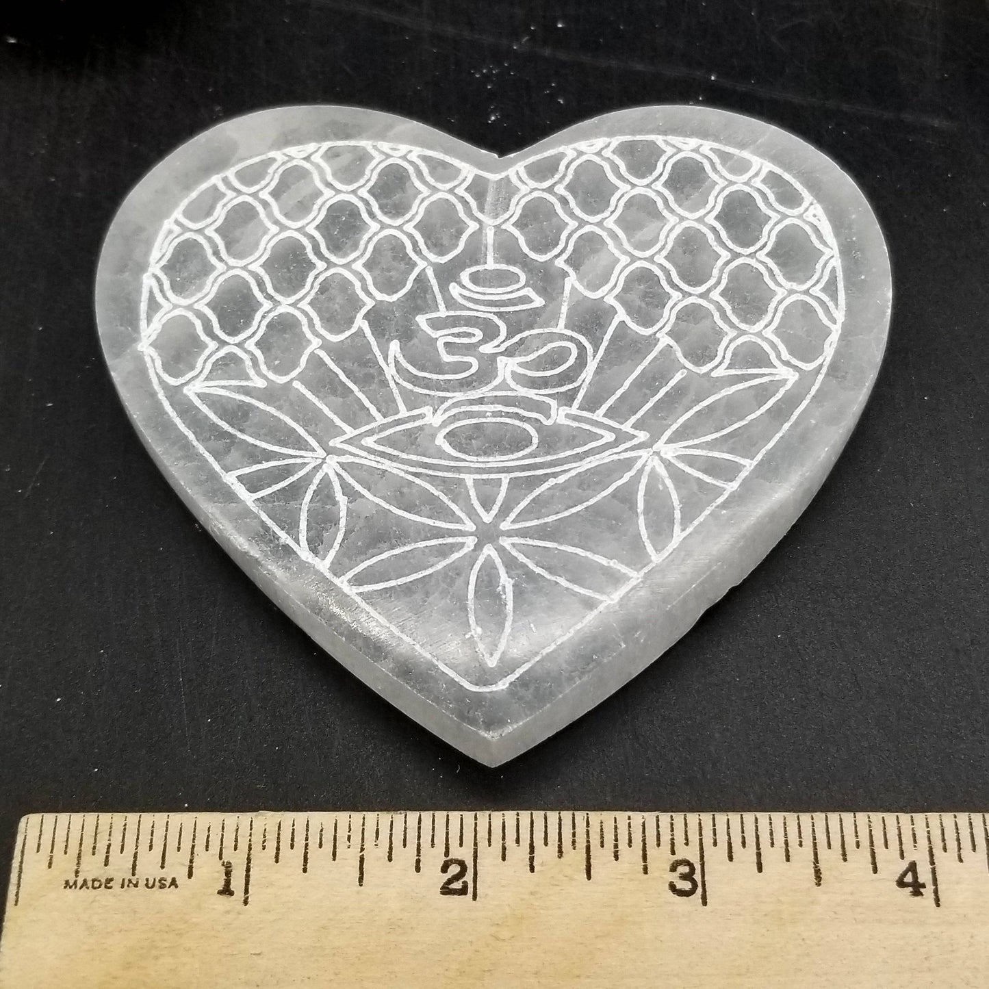 Selenite Charging Plate - Heart (Om)
