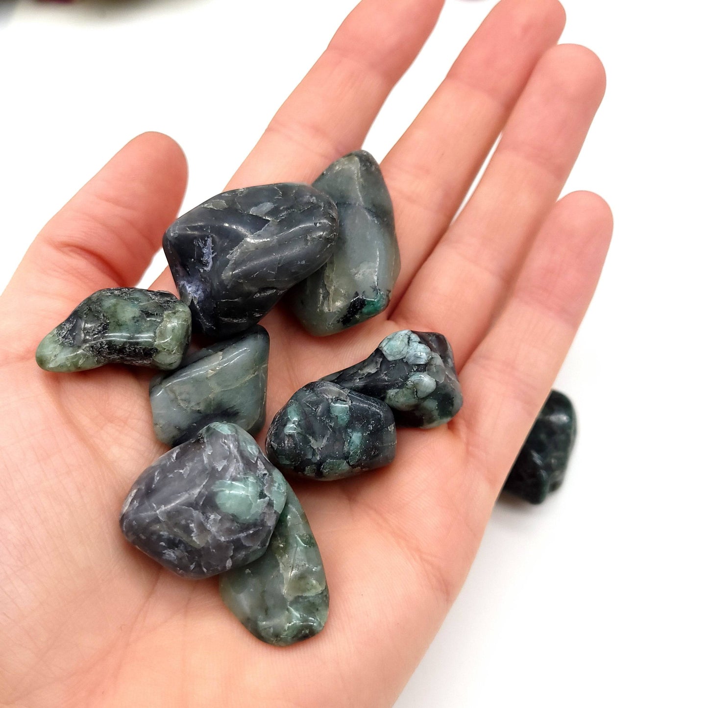 Emerald Tumbled Stone