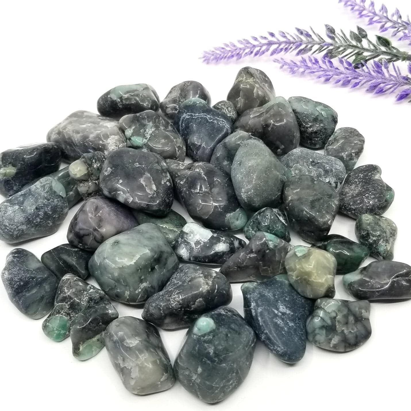 Emerald Tumbled Stones 1 LB