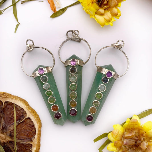 Green Aventurine Ring Top Chakra Pendant - Funky Stuff