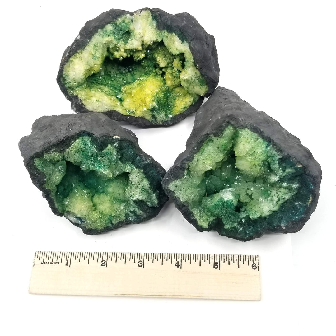 X-Large Green Geode (Dyed) - Funky Stuff