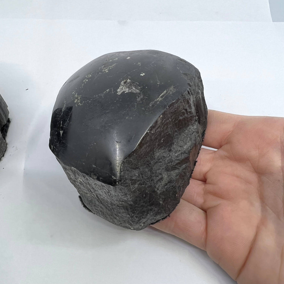 Black Tourmaline Velvet Base - Funky Stuff
