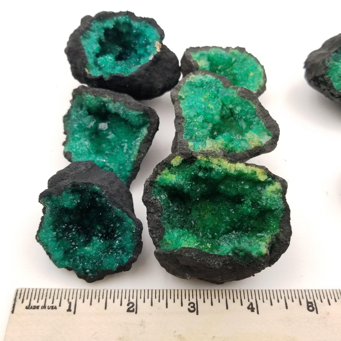 Green Quartz Geode (Dyed)