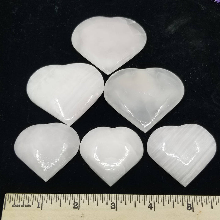 Mangano Calcite Heart (UV Reactive) - Funky Stuff