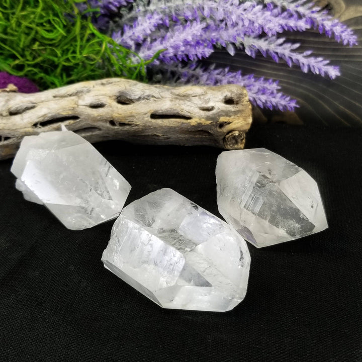 Quartz Point (A Grade) - Funky Stuff