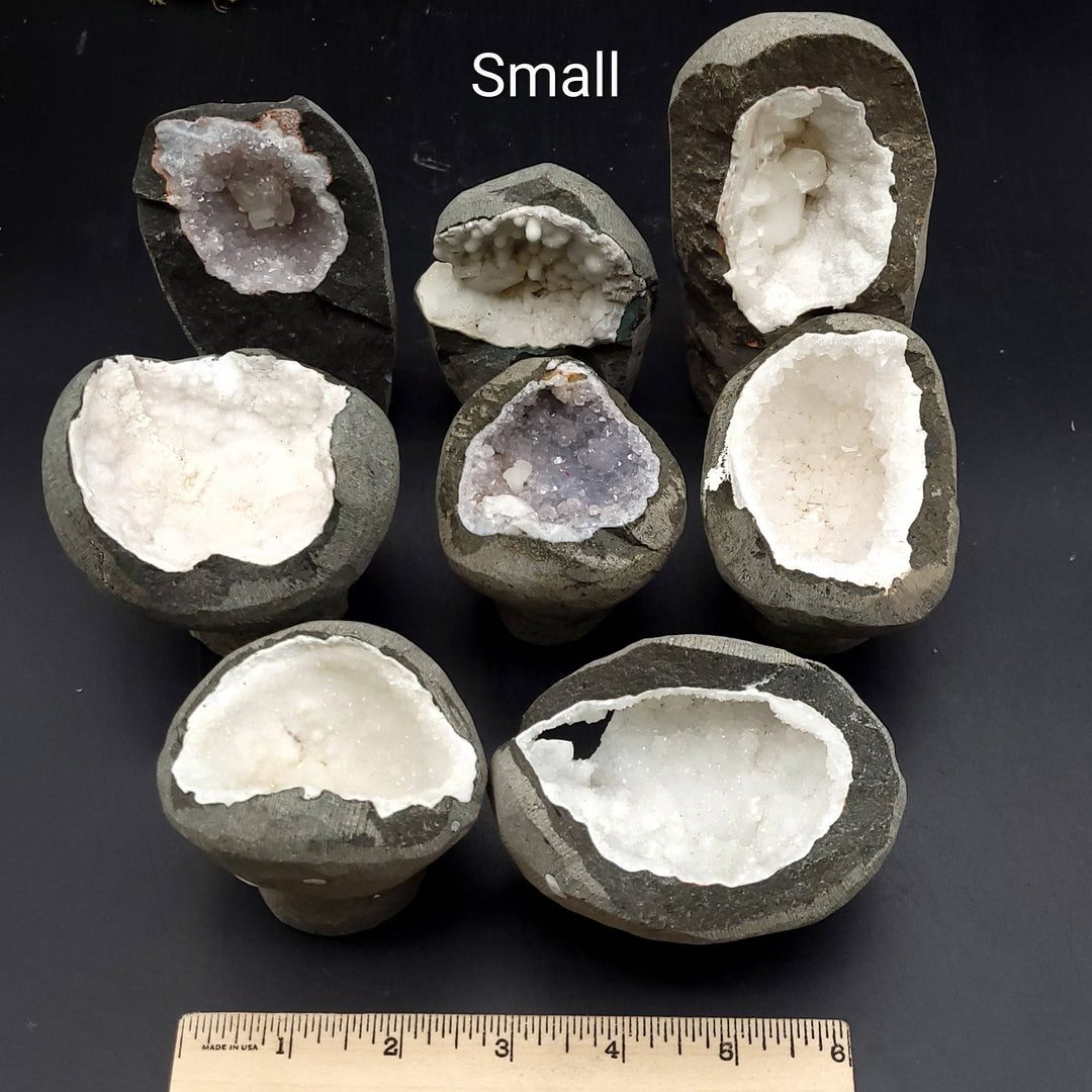 Zeolite/Quartz Geode - Funky Stuff