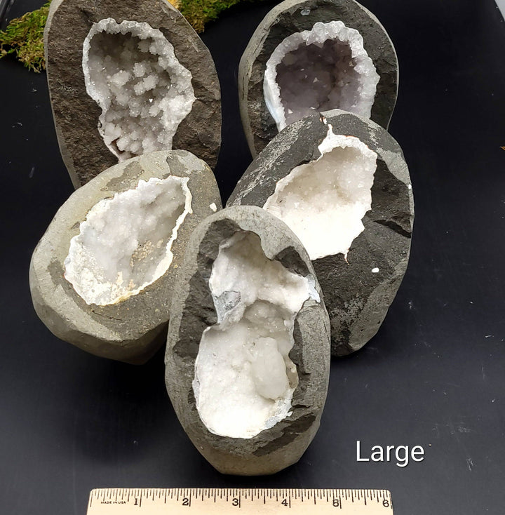 Zeolite/Quartz Geode - Funky Stuff
