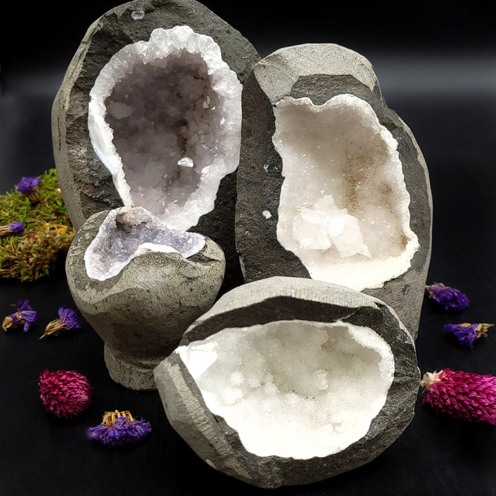 Zeolite/Quartz Geode - Funky Stuff