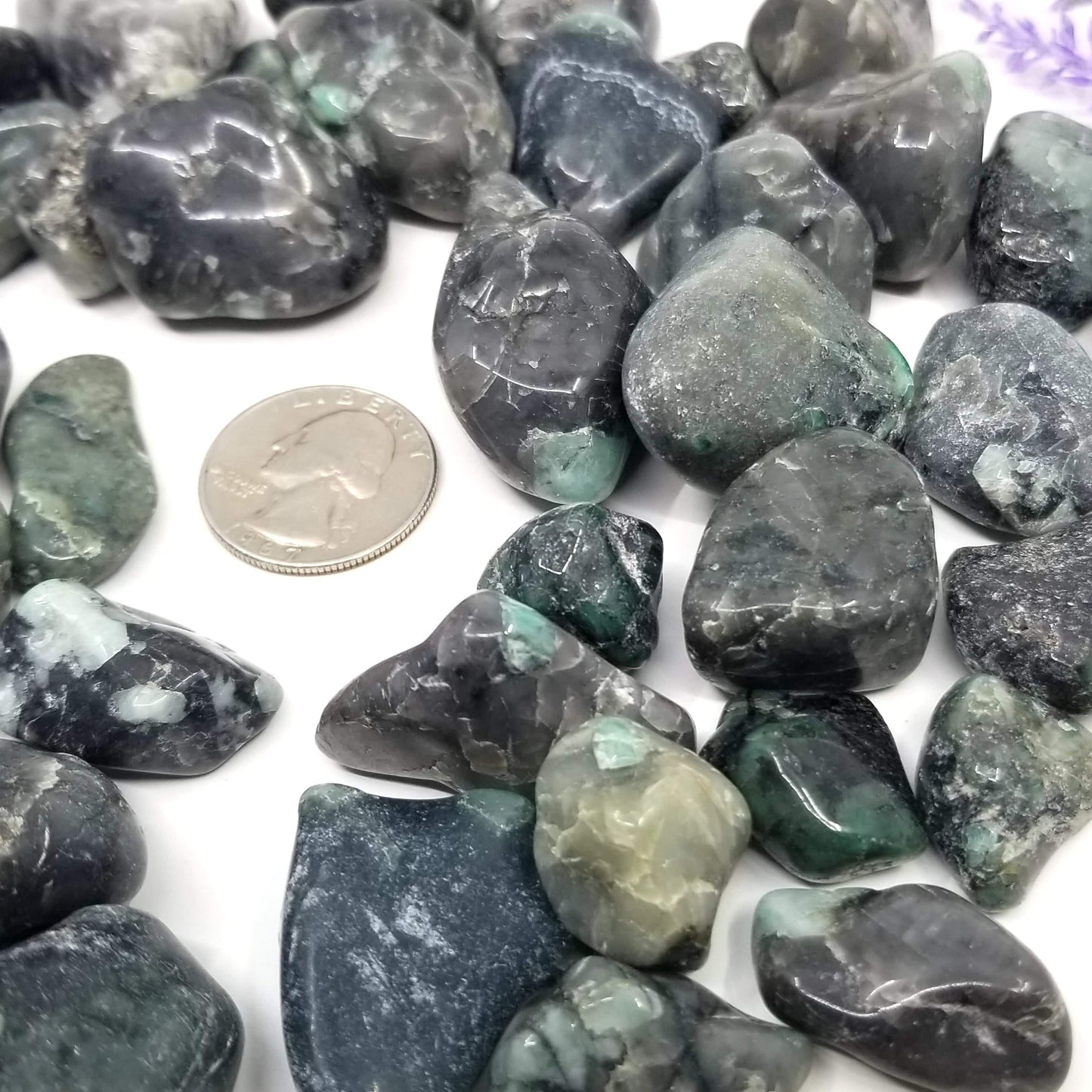 Emerald Tumbled Stones 1 LB